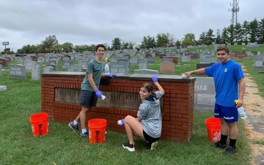 Bowleys Lane Cemetery Clean Up with Sol Levinson and JVC