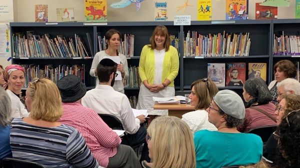 Levinson's partnered with the Center For Jewish Education and Jewish Community Services to present on Understanding a Child's Grief