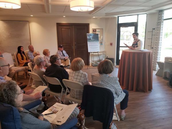 Eliza Feller presents to members of Beth El Congregation on Jewish funeral traditions and Advance Planning